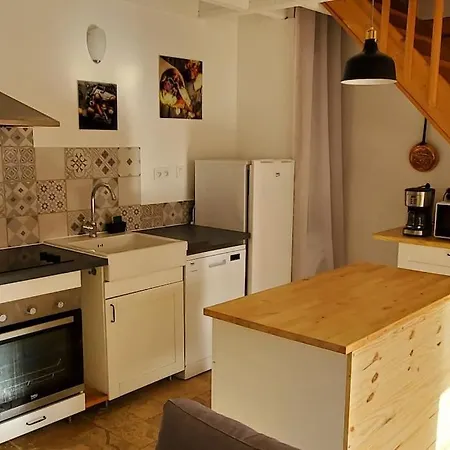 Rouge Safran 3 Etoiles Au Calme * Marsac-en-Livradois