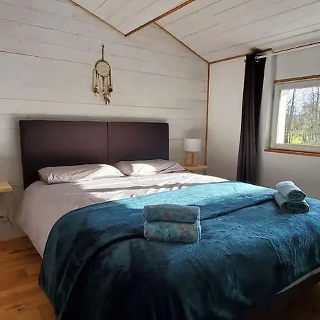 Rouge Safran 3 Etoiles Au Calme Marsac-en-Livradois